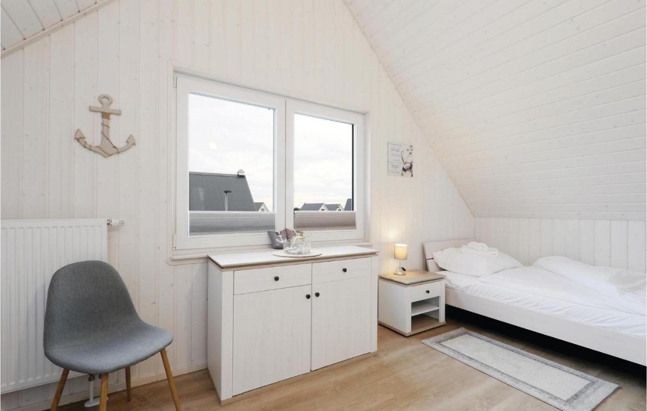 Nice Home In Ostseeresort Olpenitz With Kitchen ภายนอก รูปภาพ